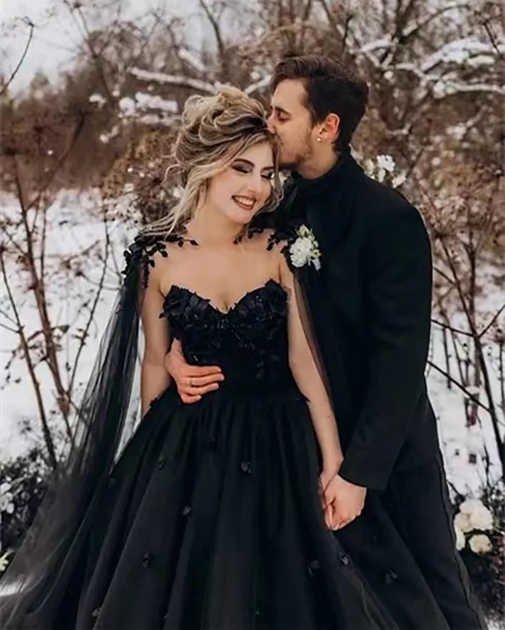 Bridal Gowns Black Wedding Dresses Formal A e Tulle Applique Beaded Zipper Lace Up Custom New Plus Size Sleeveless Sweetheart Hand Made wers