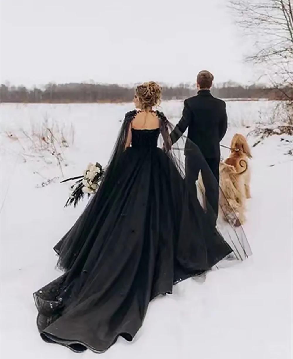 Bridal Gowns Black Wedding Dresses Formal A e Tulle Applique Beaded Zipper Lace Up Custom New Plus Size Sleeveless Sweetheart Hand Made wers