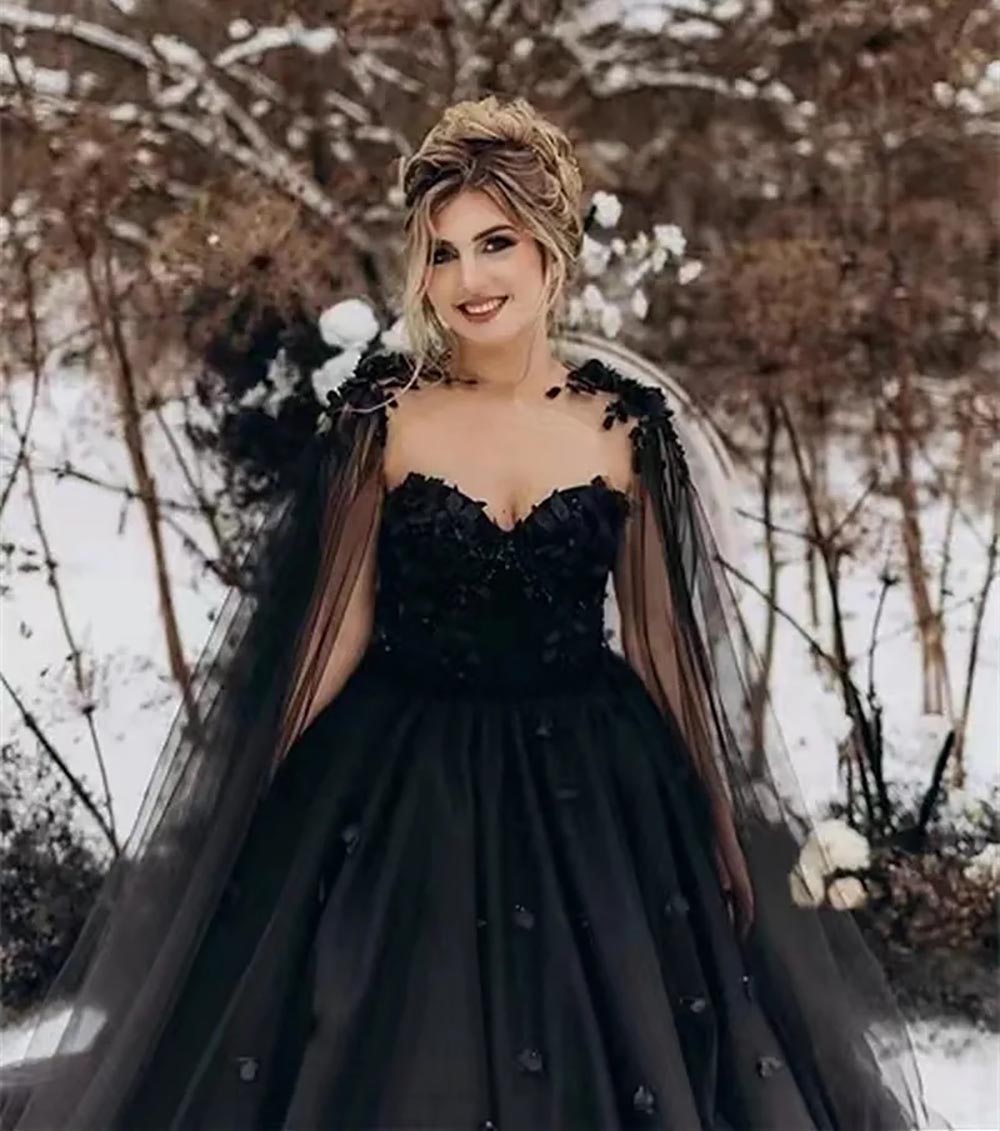 Bridal Gowns Black Wedding Dresses Formal A e Tulle Applique Beaded Zipper Lace Up Custom New Plus Size Sleeveless Sweetheart Hand Made wers