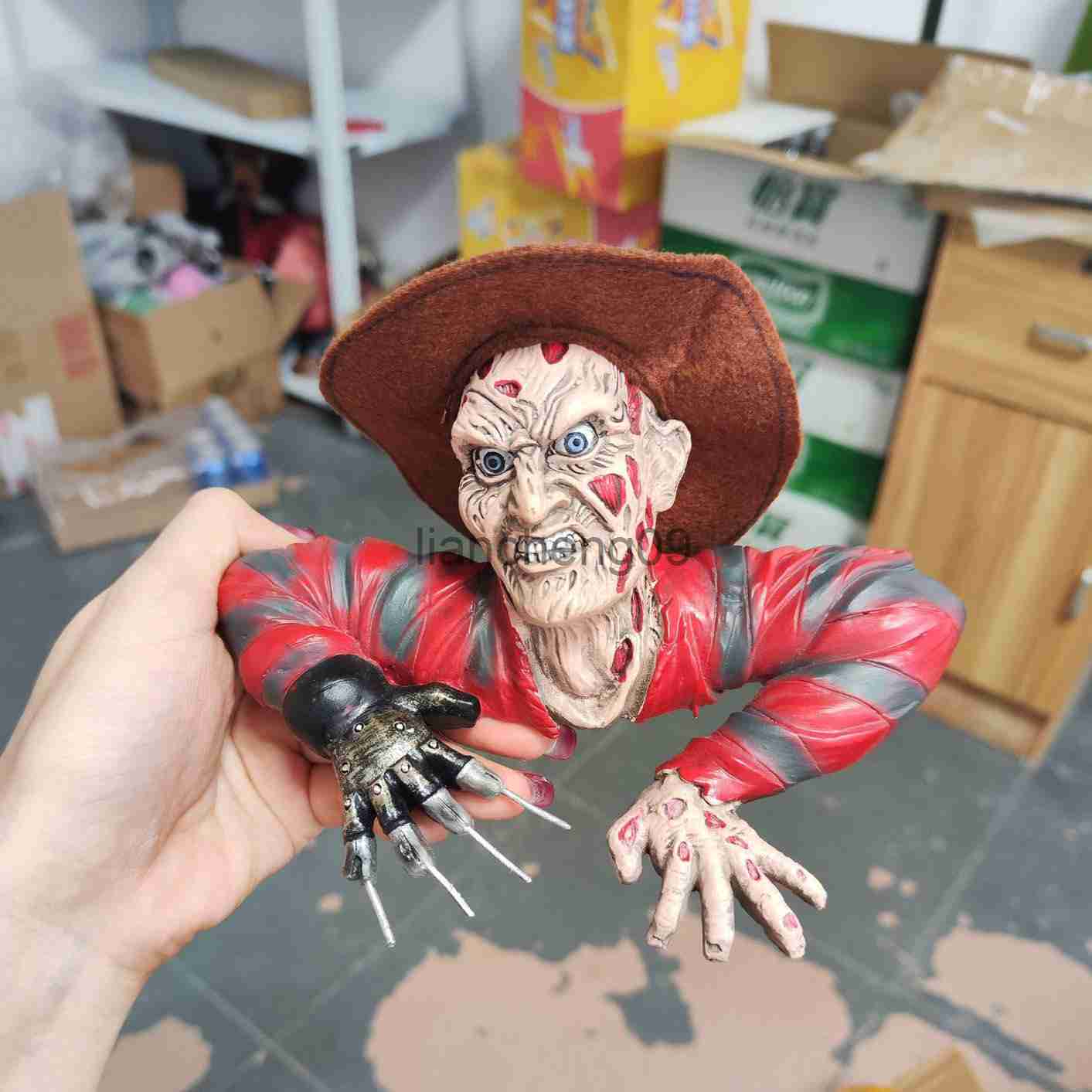 Party Decoration Nightmare Freddy Krueger Tomb Walker Wall Hanging Resin Crafts Halloween Horror Dolls Spooky Ambiance Party Holiday Decoration x0905 - view 7
