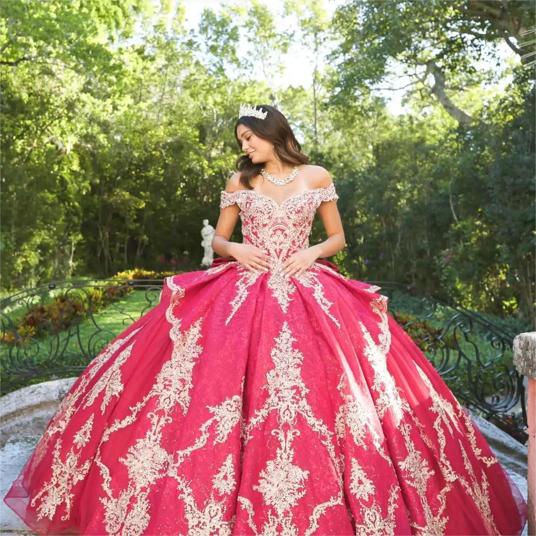 Red Beaded Lace Ball Gown Quinceanera Dresses Appliqued Prom Gowns Sequined Off The Shoulder Tulle Sweep Train Sweet 15 Corset Masquerade Dress