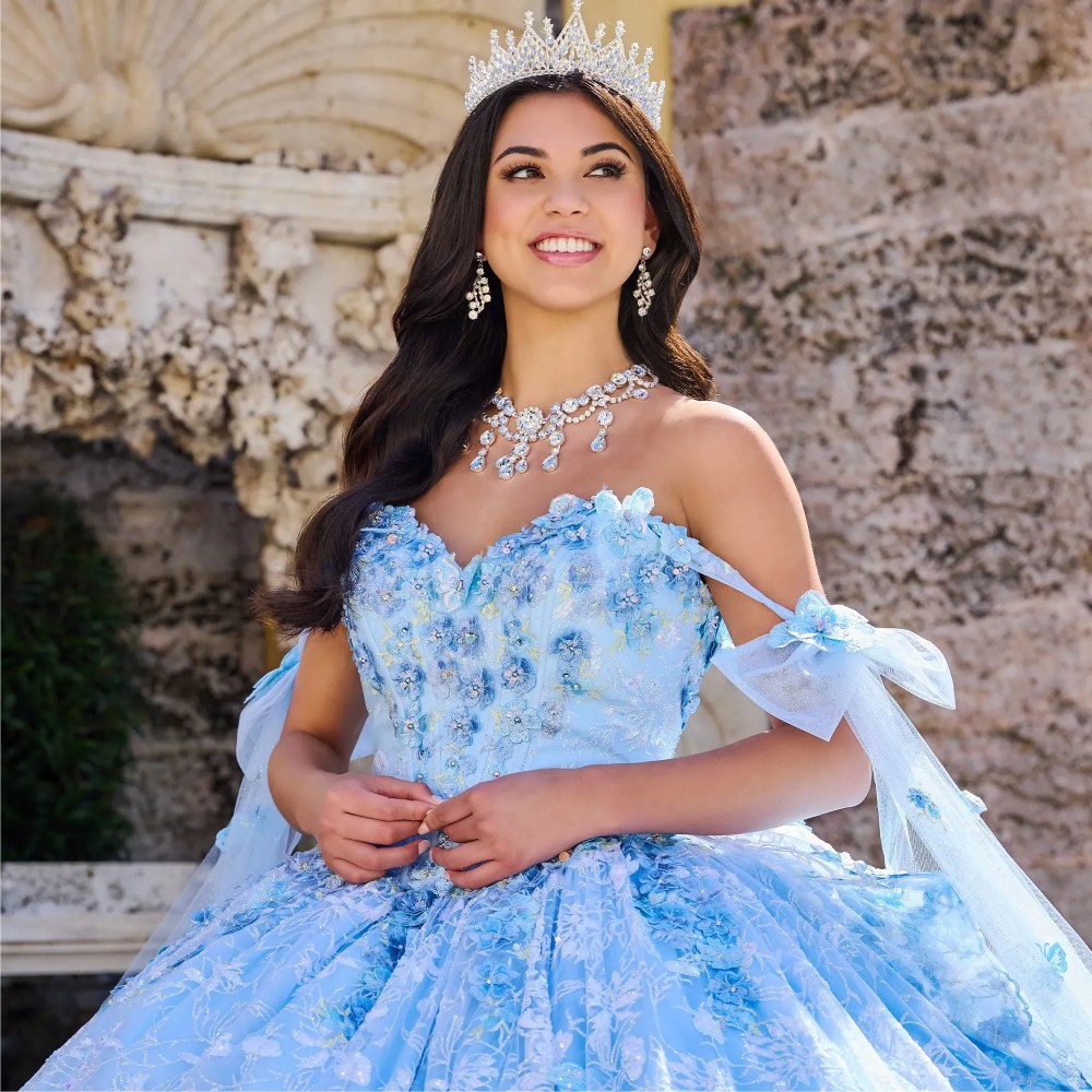 Pink Beaded Lace Ball Gown Quinceanera Dresses Appliqued Prom Gowns With Long Sleeves Sweetheart Neckline Sweep Train Sweet 15 Corset Masquerade Dress