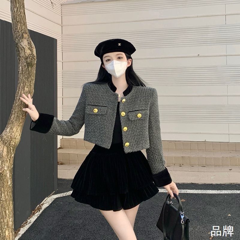 Women's Wool Blends Chic tweed short coat women vintage fashion single breasted cardigan long sleeve top fall high street casual jacket women 230