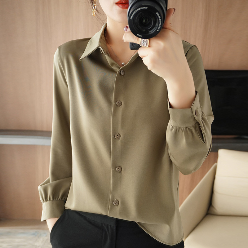 Women's Polos Ladies Silk Cardigan Lapel Solid Satin Shirts Spring Autumn LongSleeve Coat Loose Wild Women Jacket Summer POLO Tops 230905