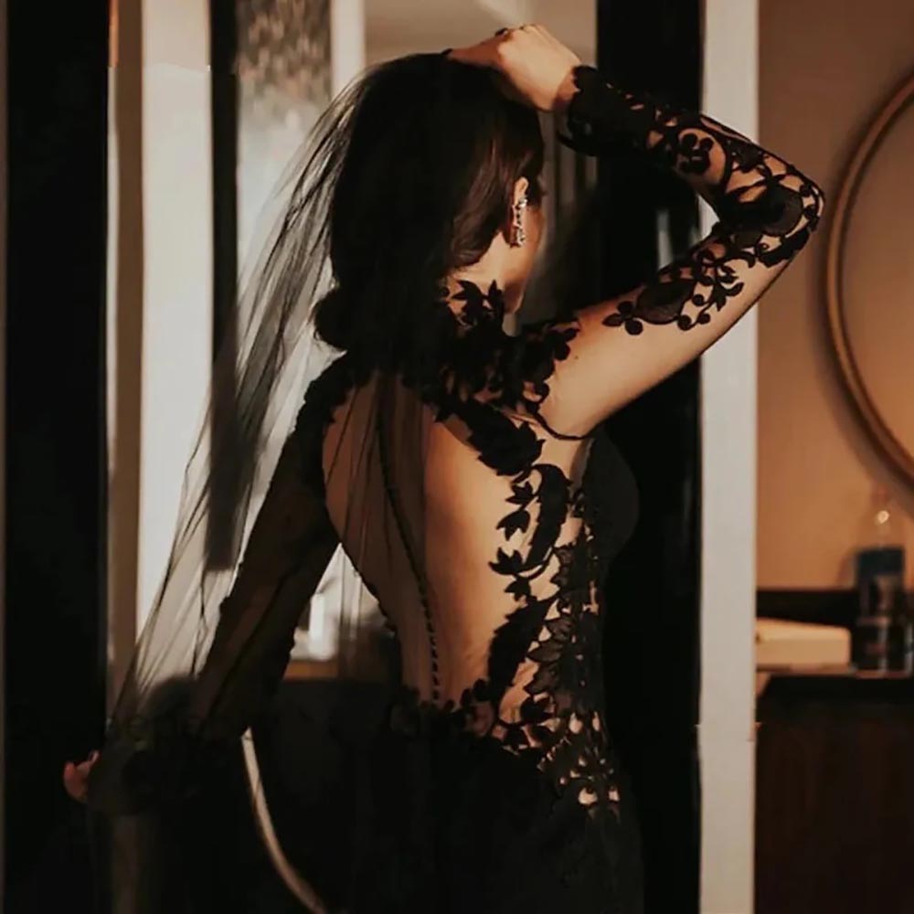 Bridal Gowns Black Wedding Dresses Mermaid Trumpet New Custom Plus Size Backless Sweep Train Applique Zipper Satin High Neck Long Sleeve Button