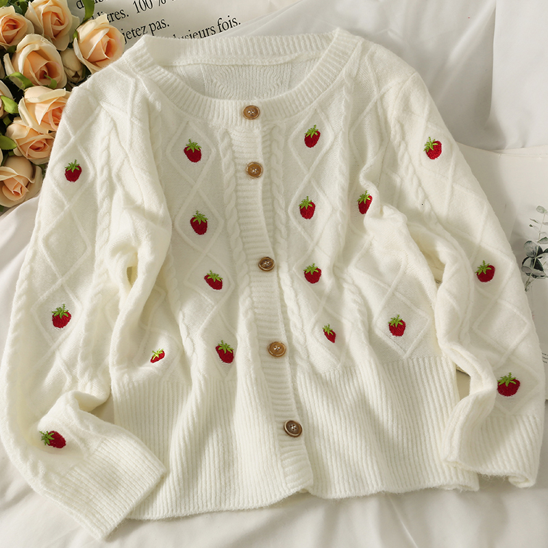 Womens Knits Tees Autumn sweet style strawberry embroidery singlebreasted loose longsleeved knitted cardigan sweater women 230906
