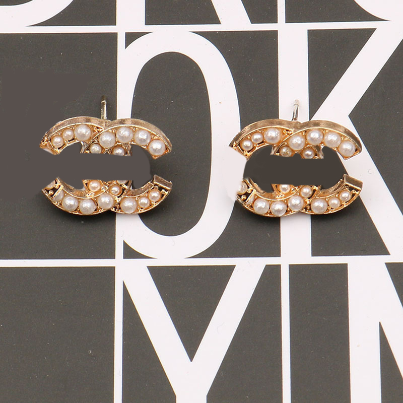 High Quality Gold Plated Sier Brand Designers Letters Stud Geometric Famous Women Round Crystal Rhie Pearl Earring Wedding Party Jewerlry