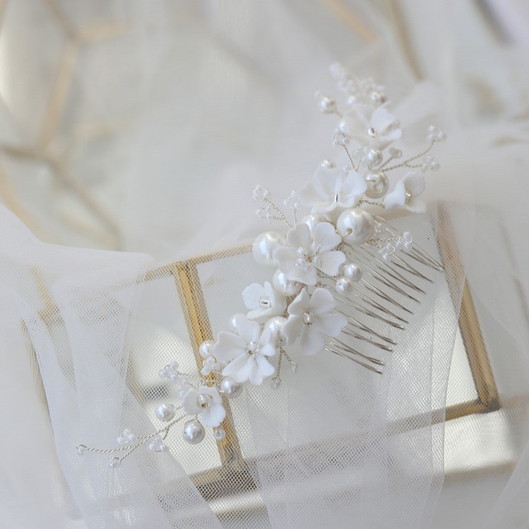 Wedding Hair Jewelry White Porcelain Flower Bridal Comb Hair Piece Pearls Wedding Jewelry Handmade Women Headpiece Hair Ornament 230907