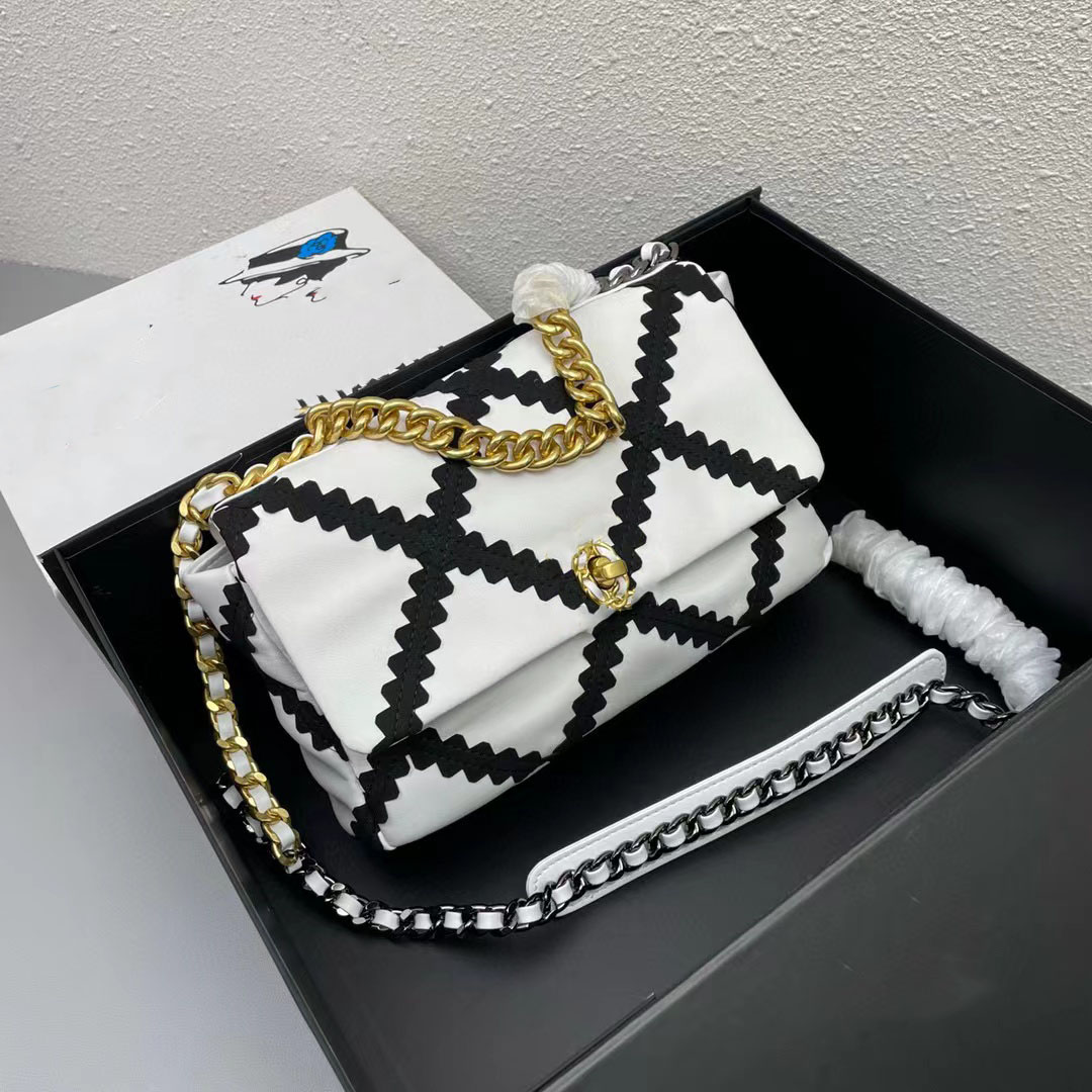 Women Designer CC Tote Bag Luxury Shipping Handbag 25cm Soft CF Flap High Quality Bags Caviar Skin Chain Black Crochet Flower Shoulder Bag Lady Diamond Plaid 25&30cm