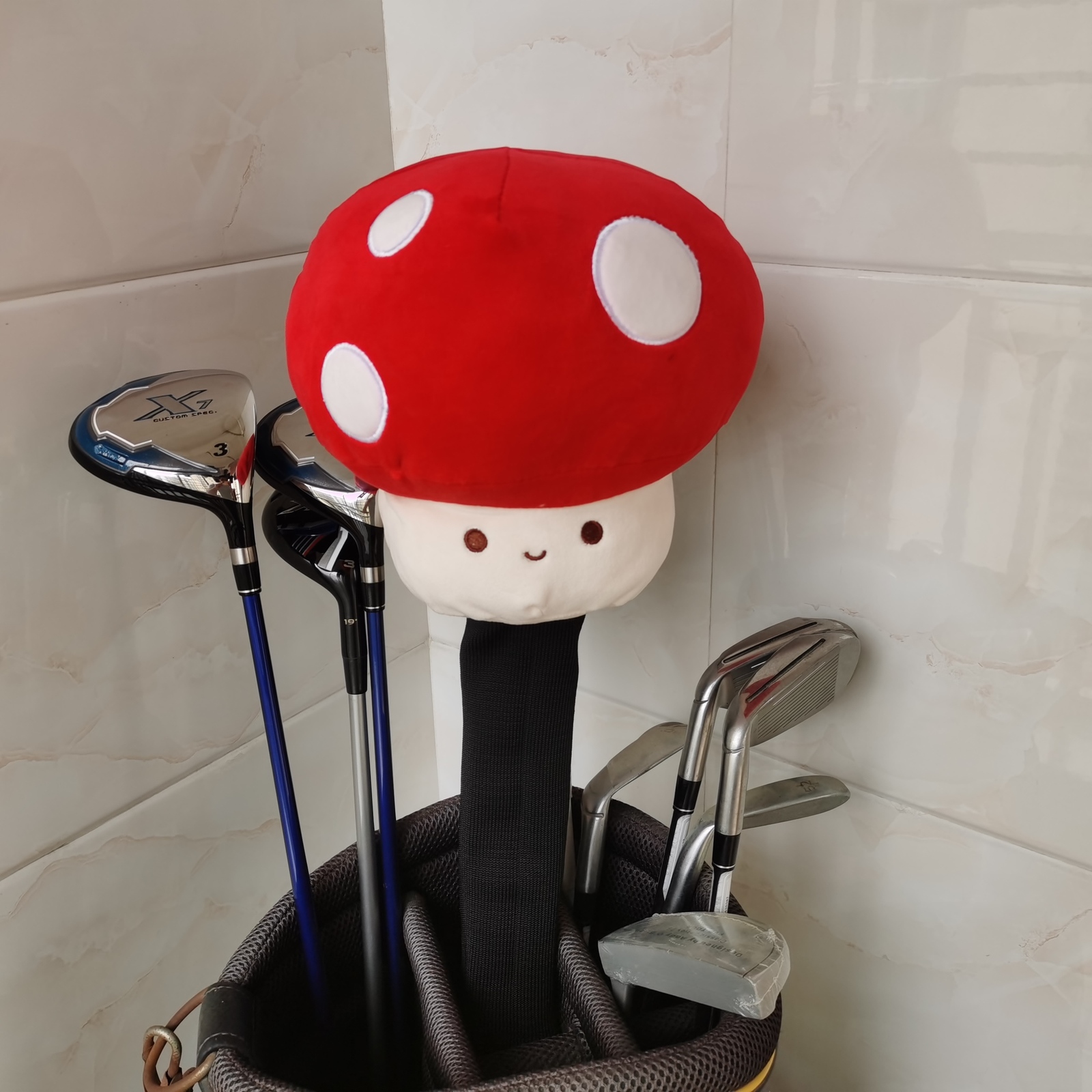 Other Golf Products Mushroom Golf Wood Head Covers Plush Animal Driver Fairway Wood Hybrid Headcovers 230907