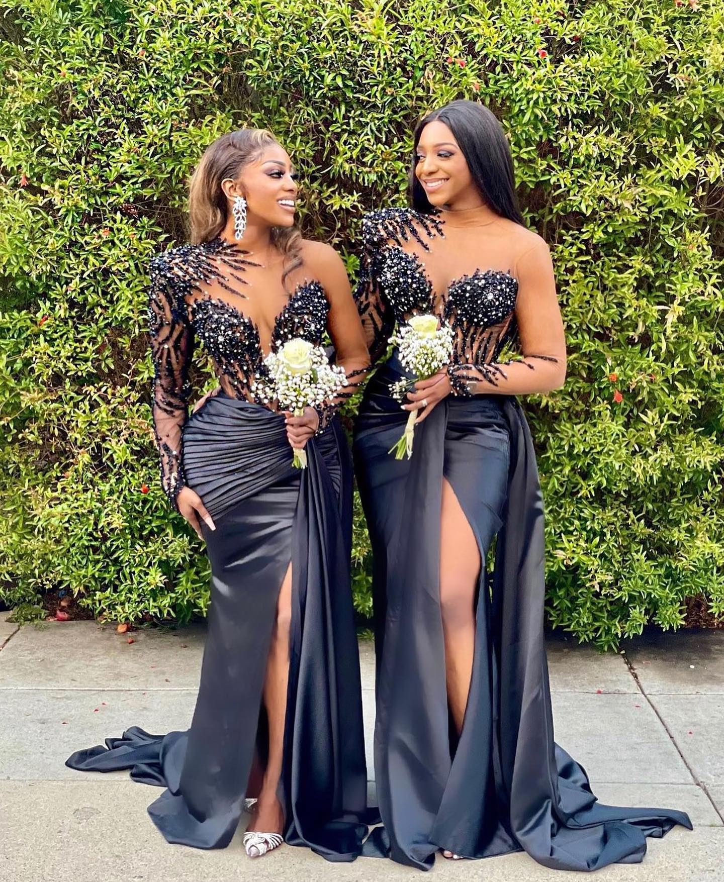 Charming Mermaid Beaded Bridesmaid Dresses With Long Sleeves Side Split Wedding Guest Dress Sequined Satin Country Maid Of Honor Gowns