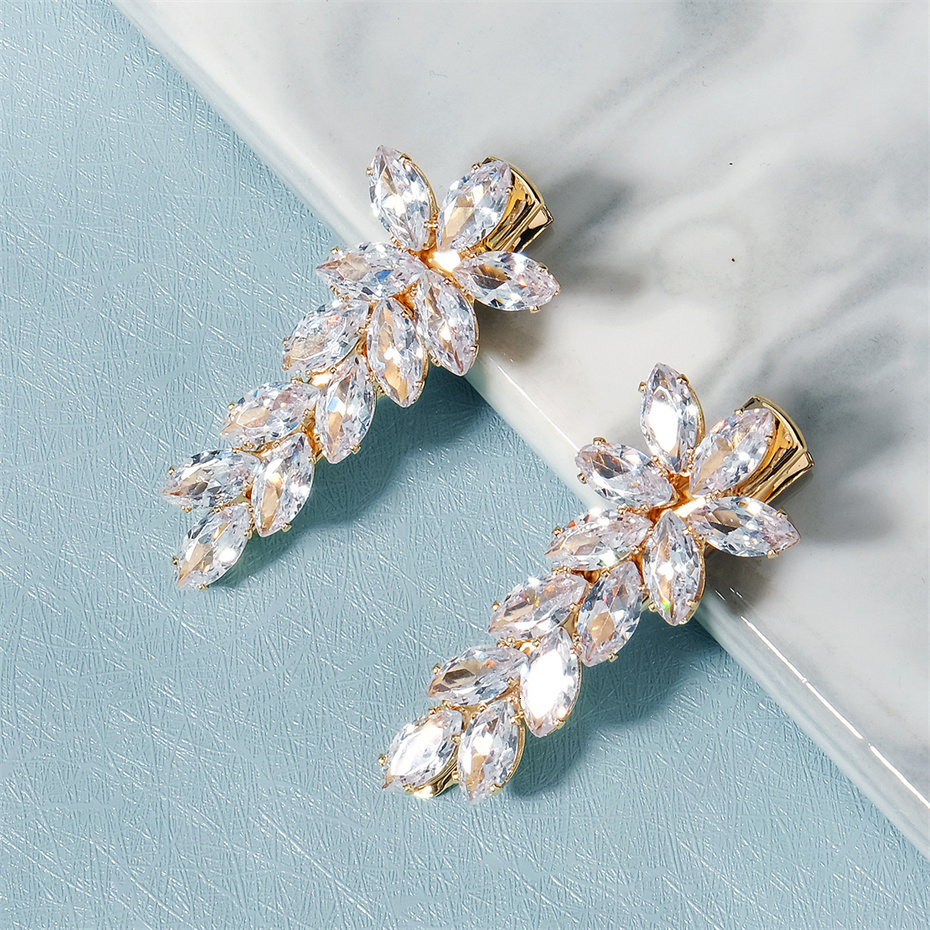 Wedding Hair Jewelry Efily Korean Fashion Cubic Zirconia Hair Clips 2PcsLot Crystal Barrette Hairpins for Women Girl Bridal Wedding Hair Accessories 2