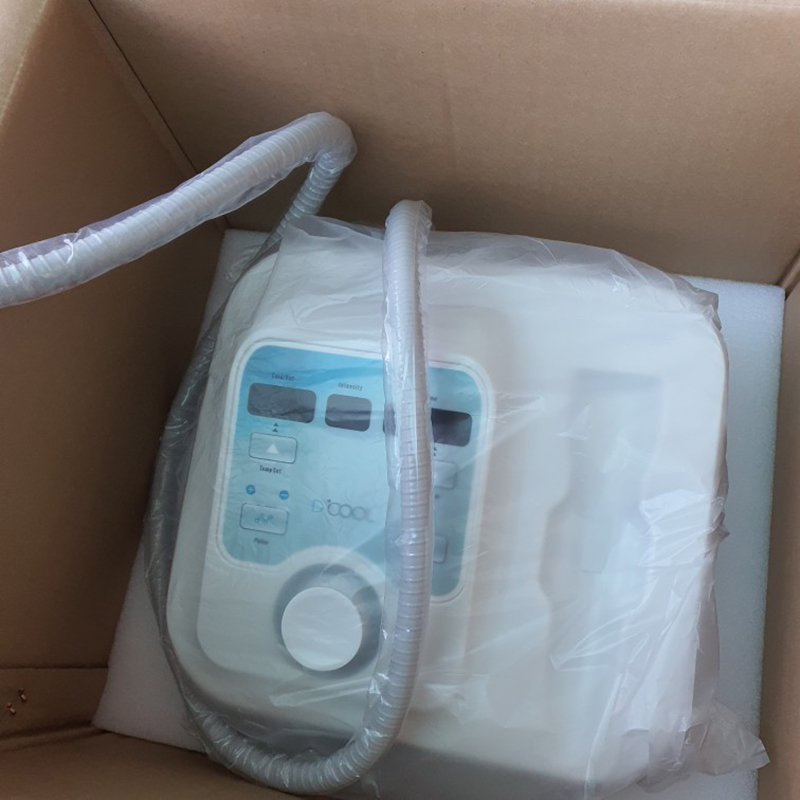 DCool 3 in 1 Cryo Electroporation Cold and Hot Therapy EMS Face Lifting Machine For Effective Penetration and Post Care Anti Puffiness Skin Rejuvenati