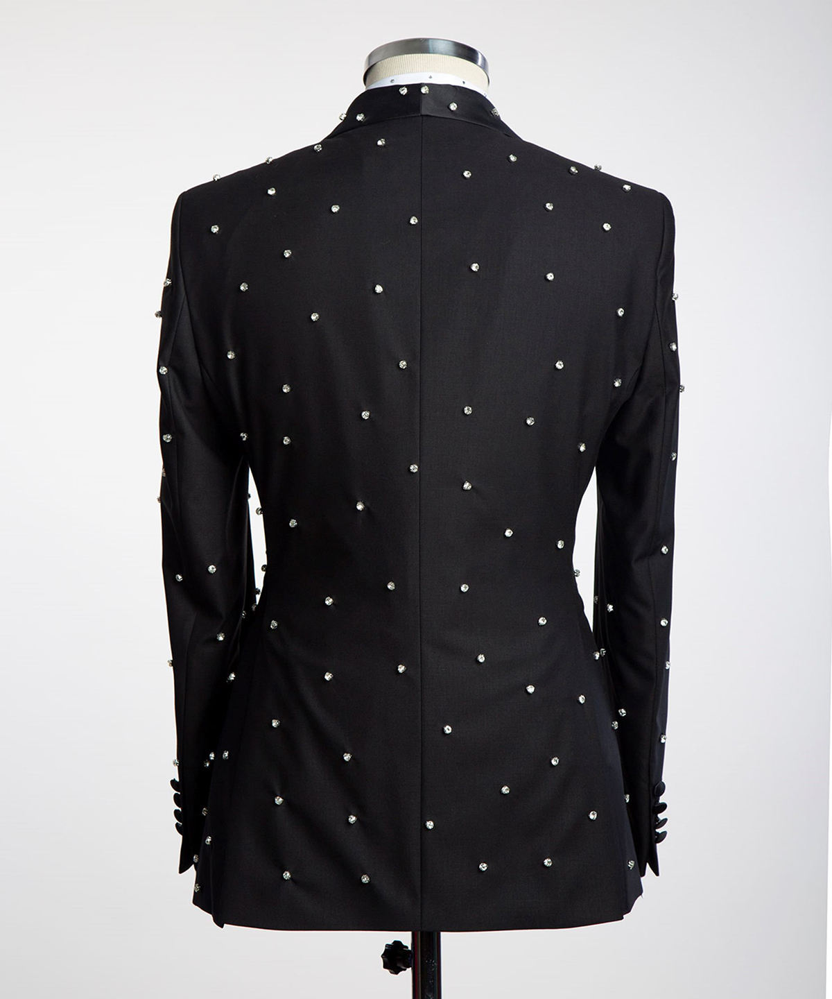 Tailored Men Wedding Tuxedos Diamonds Beading Peaked Lapel Tuxedos Jacket 2 Pieces Male Costume Party Business Coat