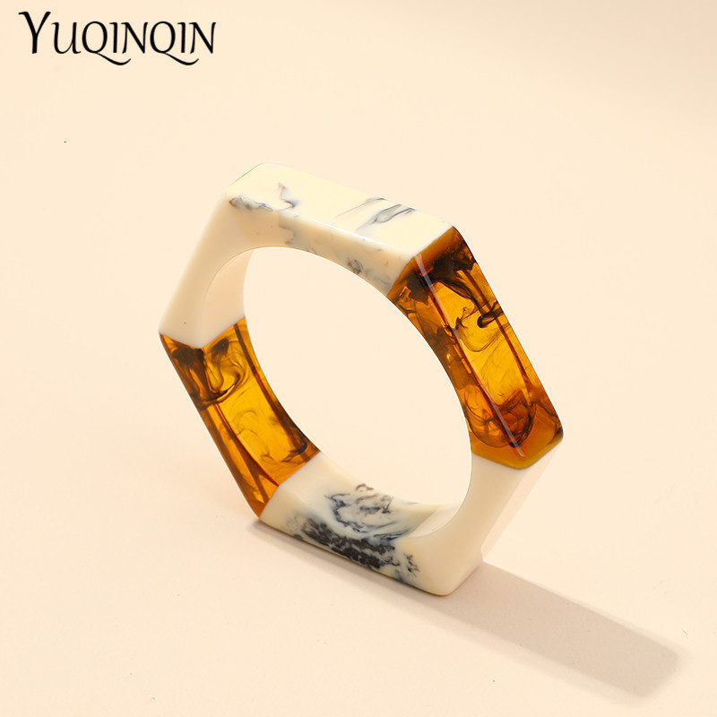 Bangle Trendy Acrylic Fashion Cuff Bracelets Bangles for Women Mix Colors Hexagon Geometric Resin Simple Bracelet Charm Gifts Jewelry 230907