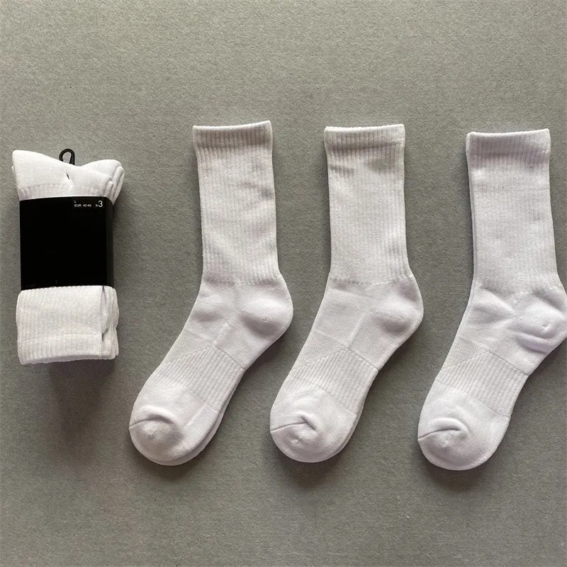 Fashion Designer Black White High Quality Socks Women Men Cotton All-match Classic Ankle Hook Breathable Stocking Mi Football Basketball Sports Sock DH85