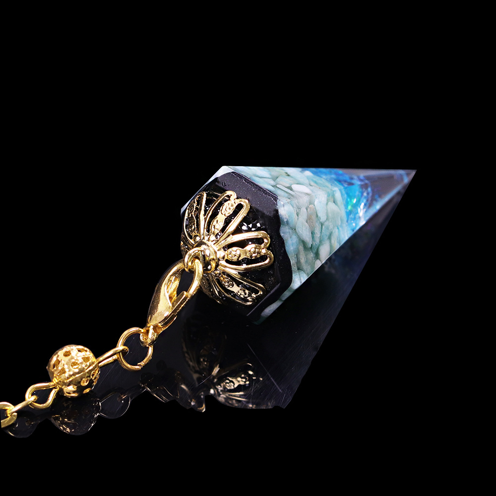 Charms Chakra Resin Crystal Pendulum 6 Faceted Point Gemstone Reiki Healing Pendulums For Dowsing Scrying Divination Meditation 230907