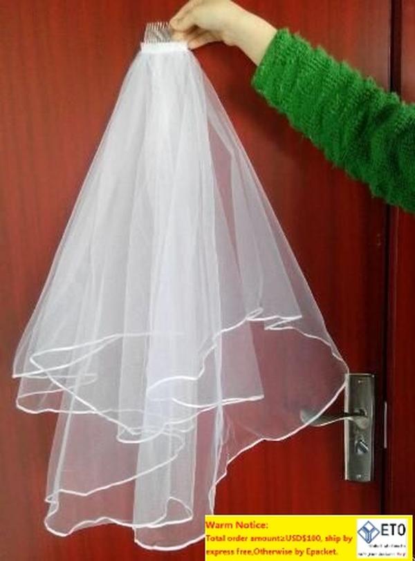 Cheapest TwoLayer Wedding Veils Real Garden Veils ShoulderLength With Comb High Quality White Veils for Wedding HT50 ZZ
