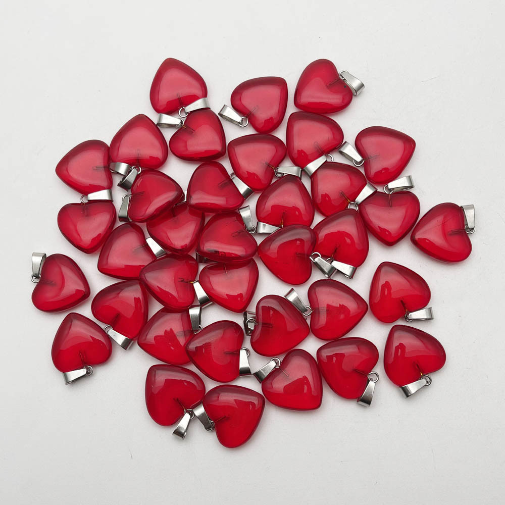 Charms fashion 20mm red glass heart pendants Necklace for jewelry making 50Pcs/lot high quality charms trendy accessories wholesale 230907