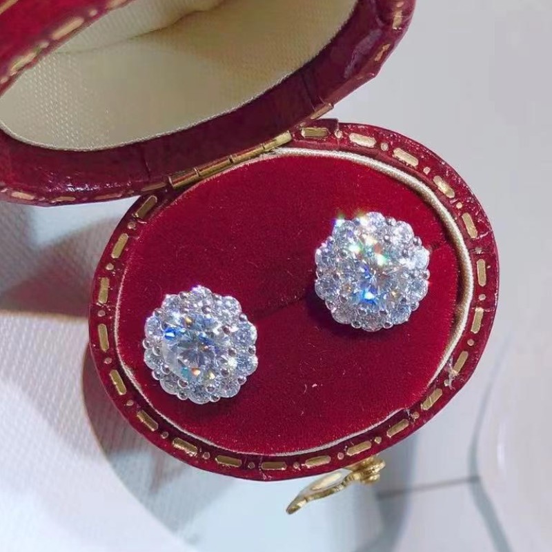 Dia Passed Test 0.5CT 1CT 2CT VVS Moissanite Sier Gold Plated Bg Studs Earrings Nice Gift for Men Women
