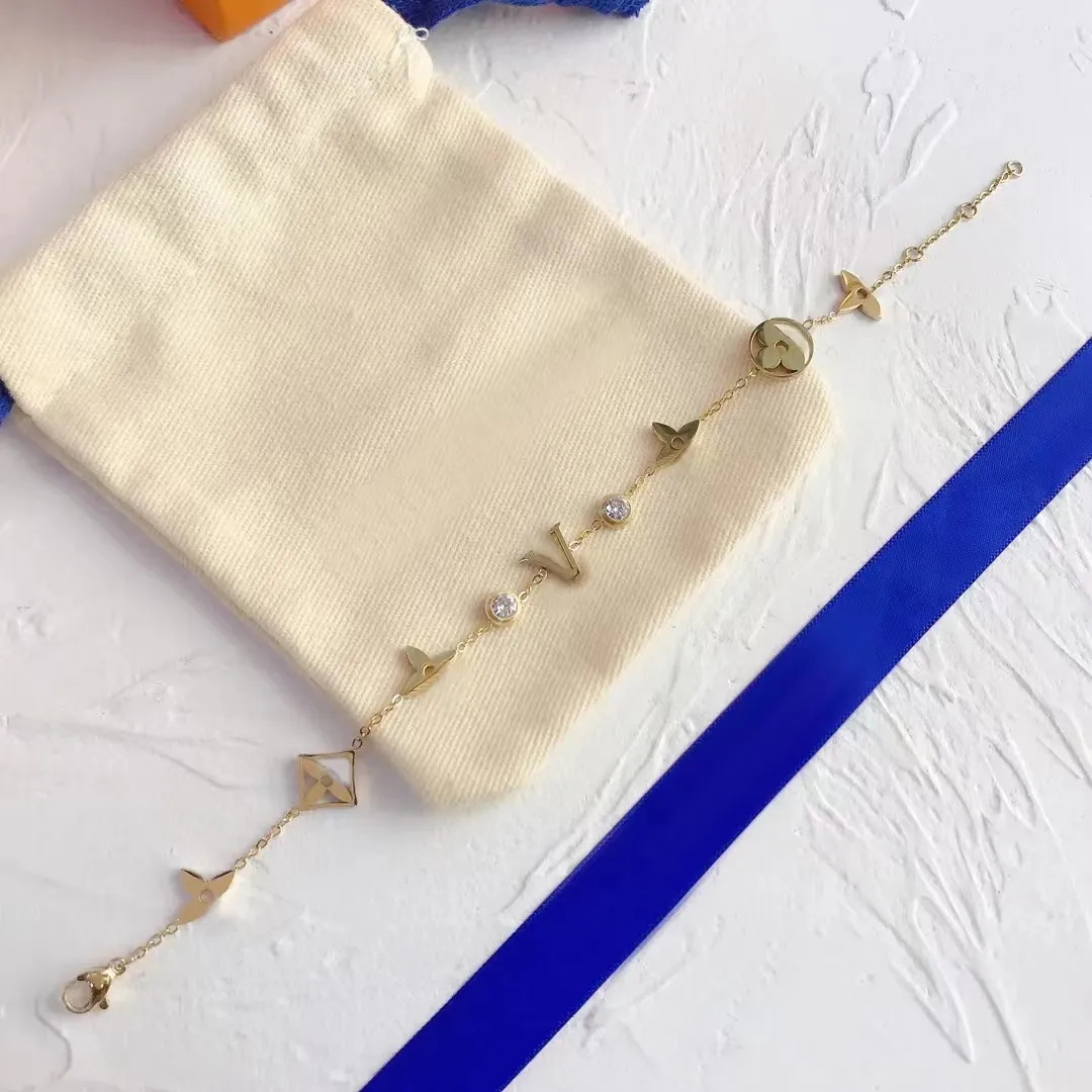 Designer Bracelet for Women 18K Gold Plated Stainless Steel Chain Flower Letter Pendants Lovers Gift Wristband Cuff Chain Women Bracelet for Birthday Gift