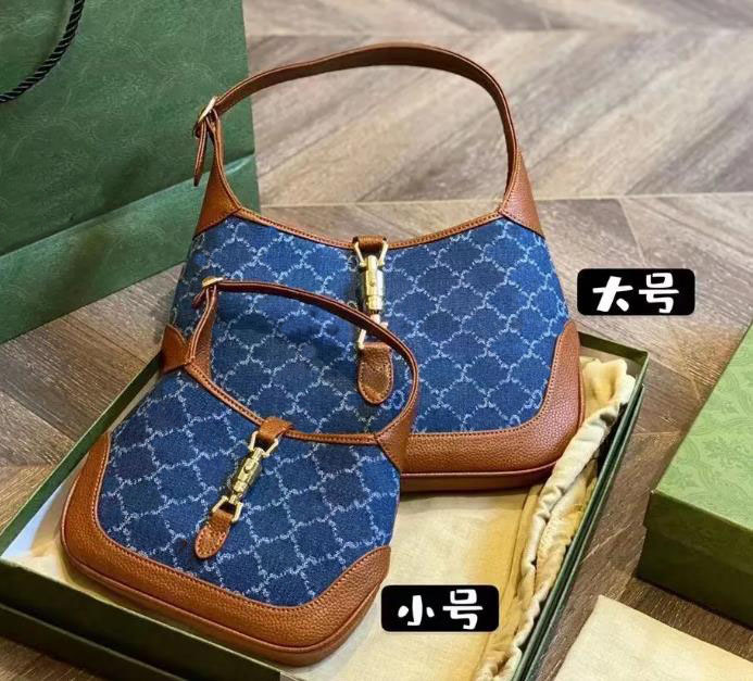 Luxury designer armpit bag Brand fashionable lightweight shoulder bag with box