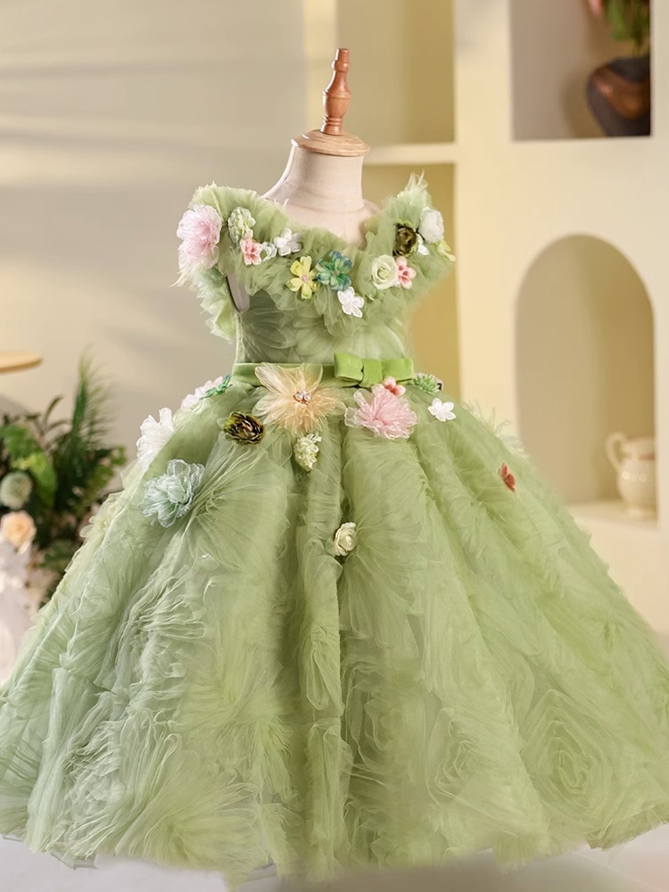 New Pretty 2023 Princess Flower Girl Es For Wedding Ball Gown 3D Floral Appliqued Toddler Pageant Gowns Floor Length Plffy Tulle Kids Prom First Commu