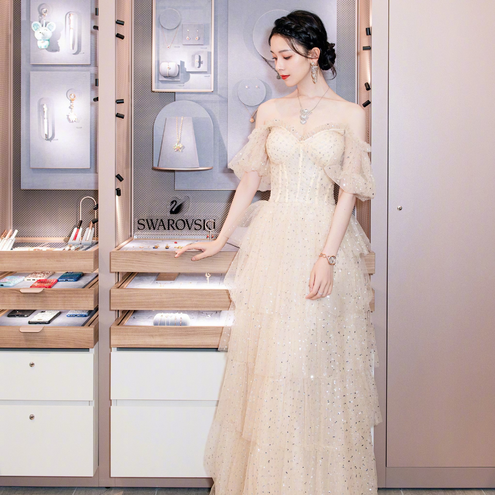 2023 Dubai Crystal Ball Gown Wedding Dresses Plus Size Long Sleeves Lace bling vestido de novia Garden Country Bridal Party Gowns Robe De Soiree