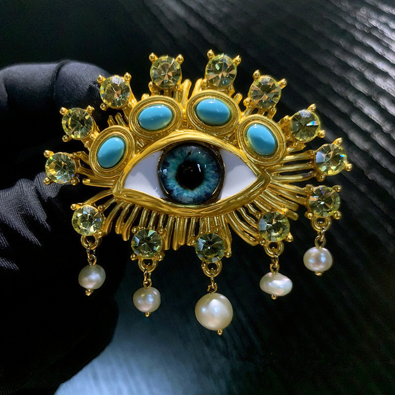 Pins Brooches 2023 Exaggerated Devil's Eye Brooch Baroque Pearl Tassel for Men Women Unisex Pin Jewelry European And American Vintage 230909