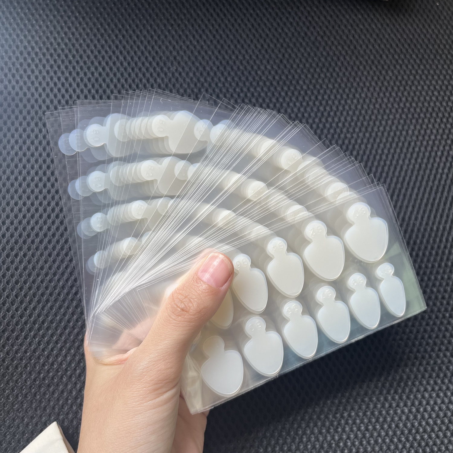 False Nails 2050 sheet French Tips Dual Form Nail Silicone Guide Pad for Silicon pad mold Manicure in dual form 230909