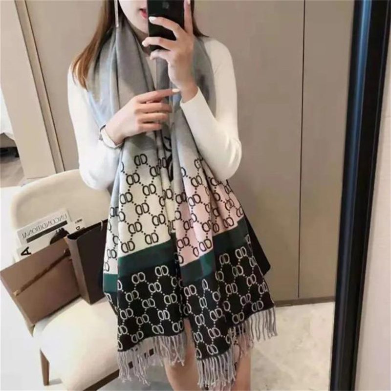 Women Winter Scarf Designer Shawl Fashion Transition Color Gradient Double Sided Jacquard Soft Shawls Wrap Pashmina Sciarpa 180Cm