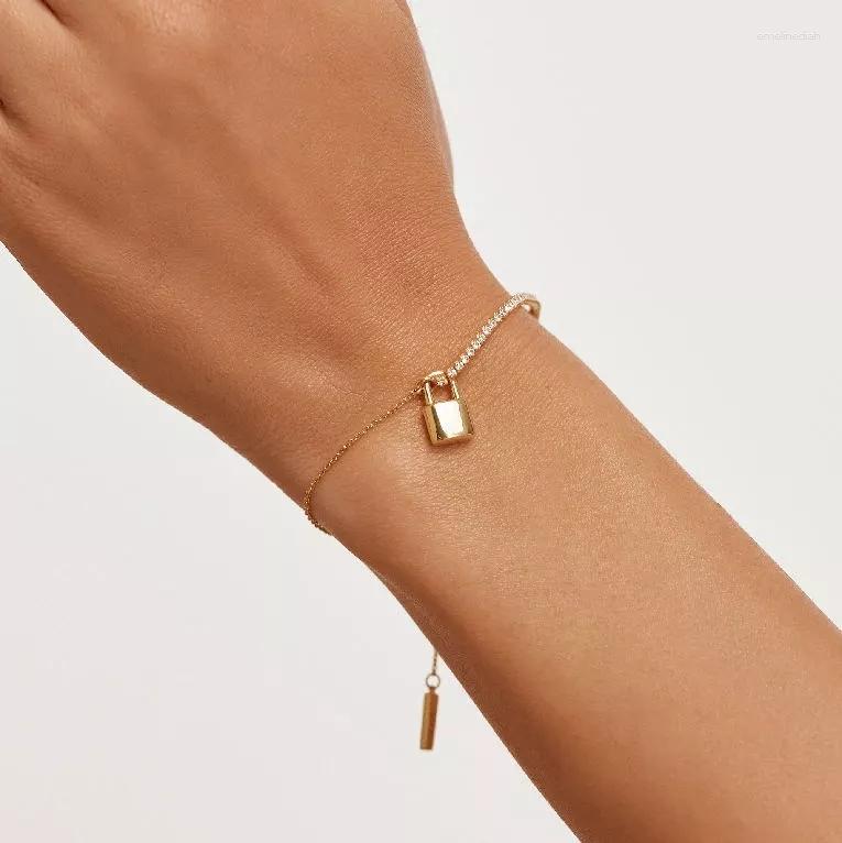 Link Bracelets High Quality Simple Style Delicacy Cz Thin Tennis Chain Mini Lock Pendant Bracelet For Women Girl Party Engagement Gifts