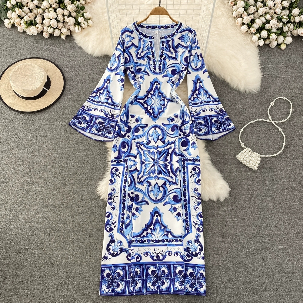 Autumn Vintage Style V-neck Flare Sleeves Celadon Print Wrapped Waist Show Thin A-line Dress Elegant Long Skirt