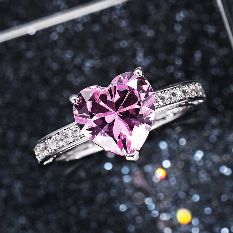 Designer Luxury Pink Crystal Zircon Wedding Ring for Women Heart Shape & Sparkling Finish