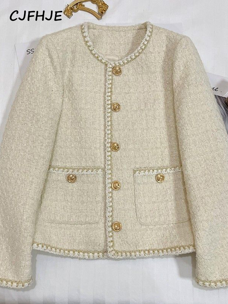 Women's Jackets CJFHJE Elegant Spring Autumn Round Neck Woolen Coats Women Korean Fashion Office Lady Coats Beige Chic Button Short Tweed Jacket 