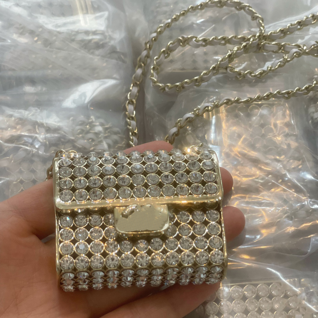 20 style Women Pendant Necklaces Letter C Logo Luxury Designer ccity Jewelry Woman Pearl long Sweater chain gold Necklace 435