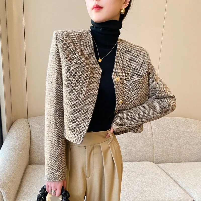 Women's Jackets Khaki Short Coat Women Jacket Autumn England Style Simple Tweed Coat Woman Korean Chic Single-Breasted O-Neck Outerwear 230912