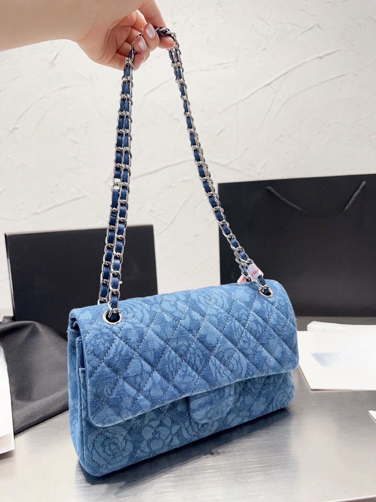 Shoulder Bags designer bag crossbody bag 19 Handbag Flap Blue Denim Bag Silver Tone Ruthenium Finish Metal Thick Chain Gabrielle Classic Quilted 26CM 35CM