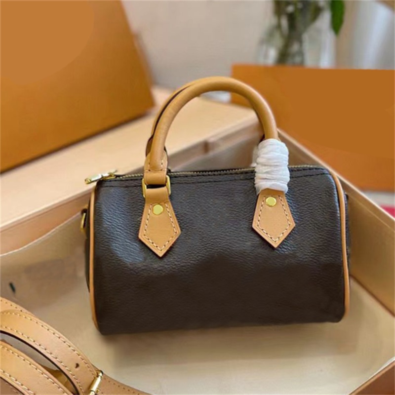 dapu retro classic backpack Europe, America, Japan and Korea high-end handbags shopping bags