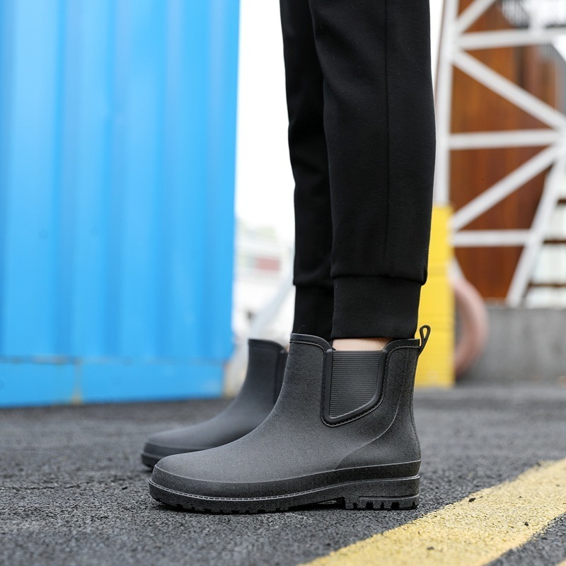 Boots Fishing Men's Short Tube Fishing Rain Boots Outdoor Rainy Waterproof Rubber Shoes Spring Comfortable Wading Water Boots 230914