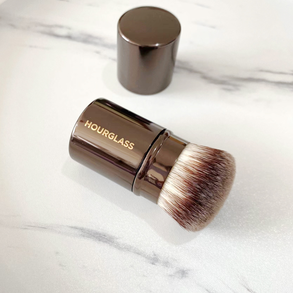 Hourglass Makeup Retractable Kabuki Cosmetic Brush - Dense Synthetic Hair Short Travel-Sized Foundation Powder Contour Beauty Blending Tool