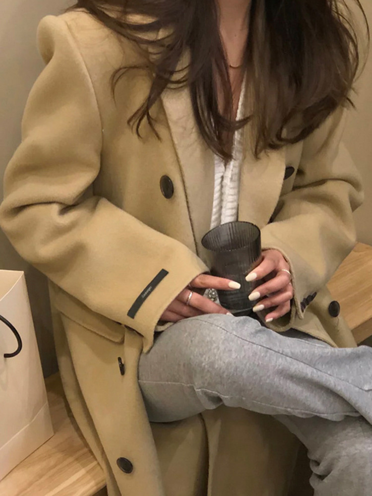 Women's Wool Blends Korea East Gate Suit Collar Double sided Fleece Coat Women's Mid length Double breasted Fleece Coat 230912