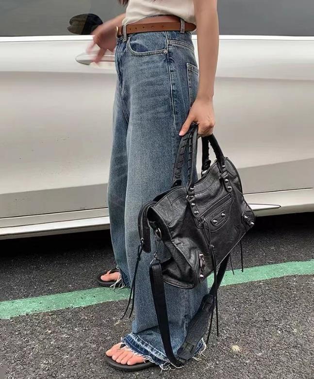 Rivet Handbags For Women Black Large Capacity Y2K Punk Shoulder Bag PU Leather Retro Crossbody Bags