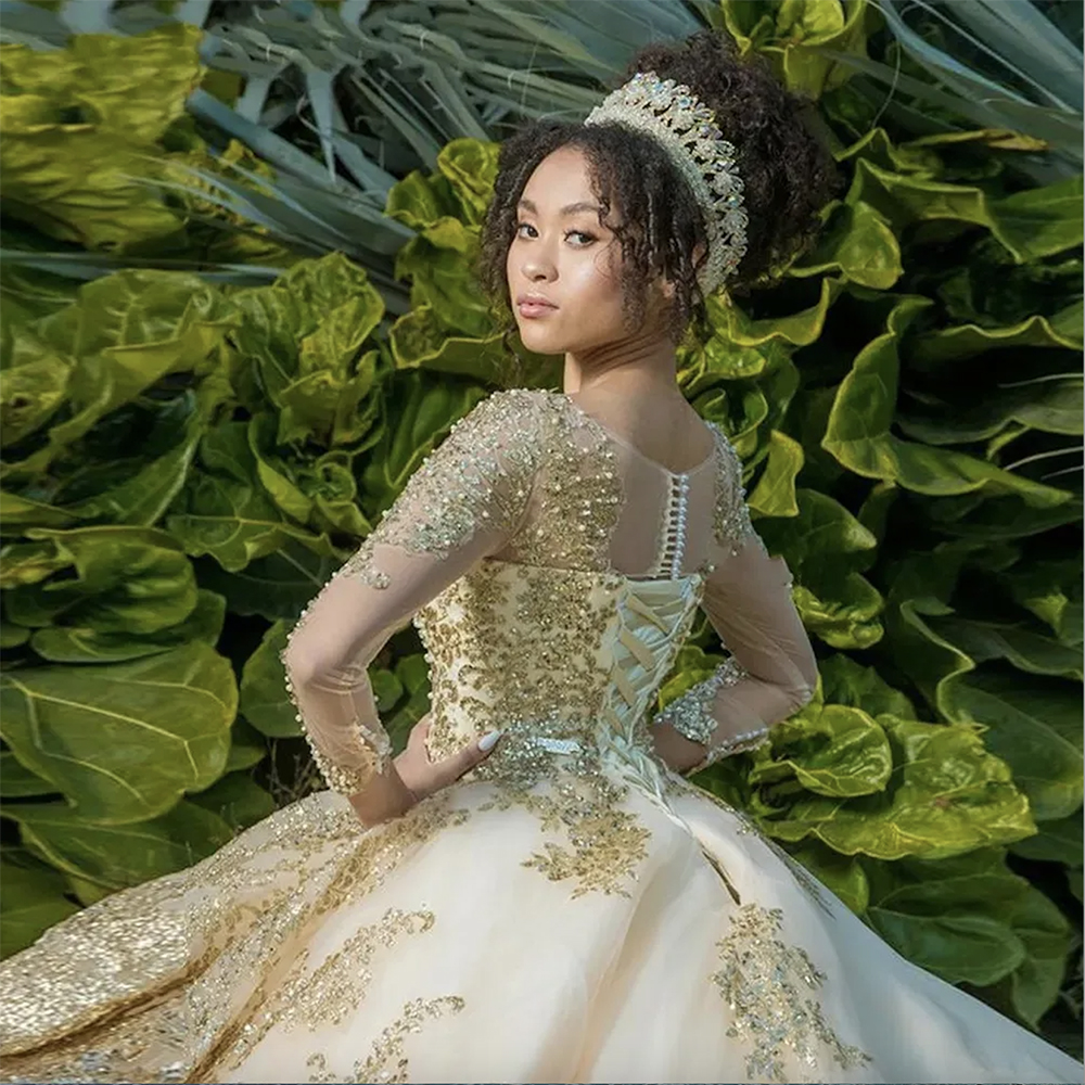 2023 Champagne Gold Quinceanera Dresses Sequins Applique Tiered Long Sleeves Ruffles Corset Back Custom Made Tulle Sweet 15 16 Princess Pageant Ball G
