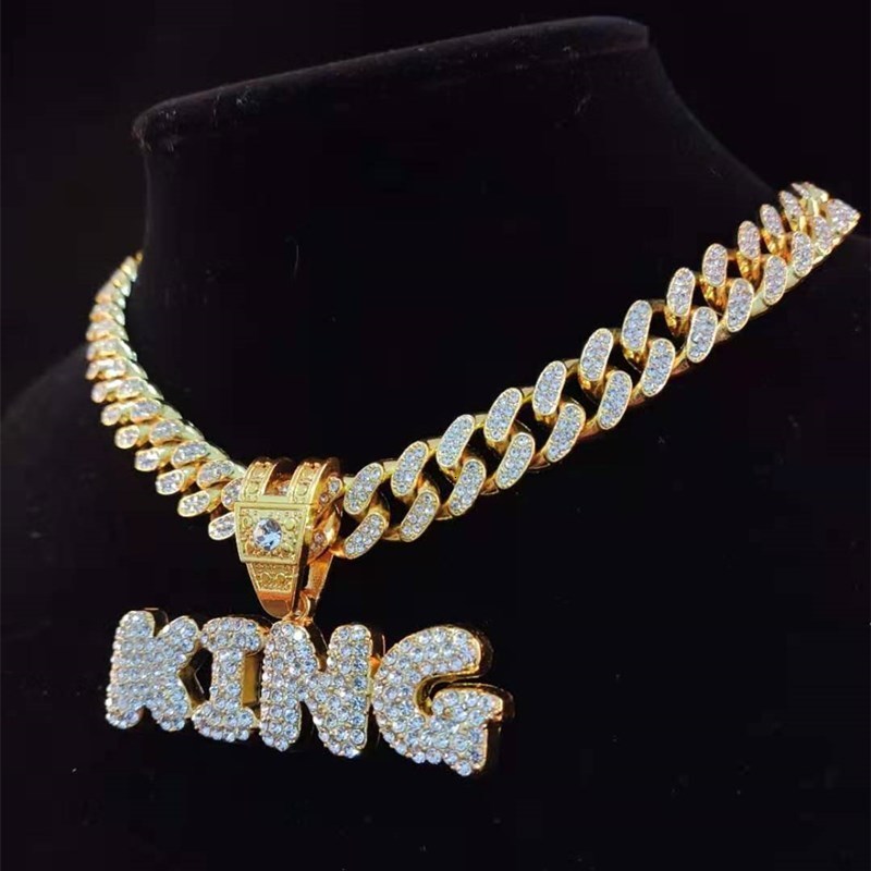 Charms Men Women Hip Hop Full KING QUEEN Letter Pendant Necklace Cuban Chain HipHop Iced Out Bling Necklaces Charm Jewelry 230915