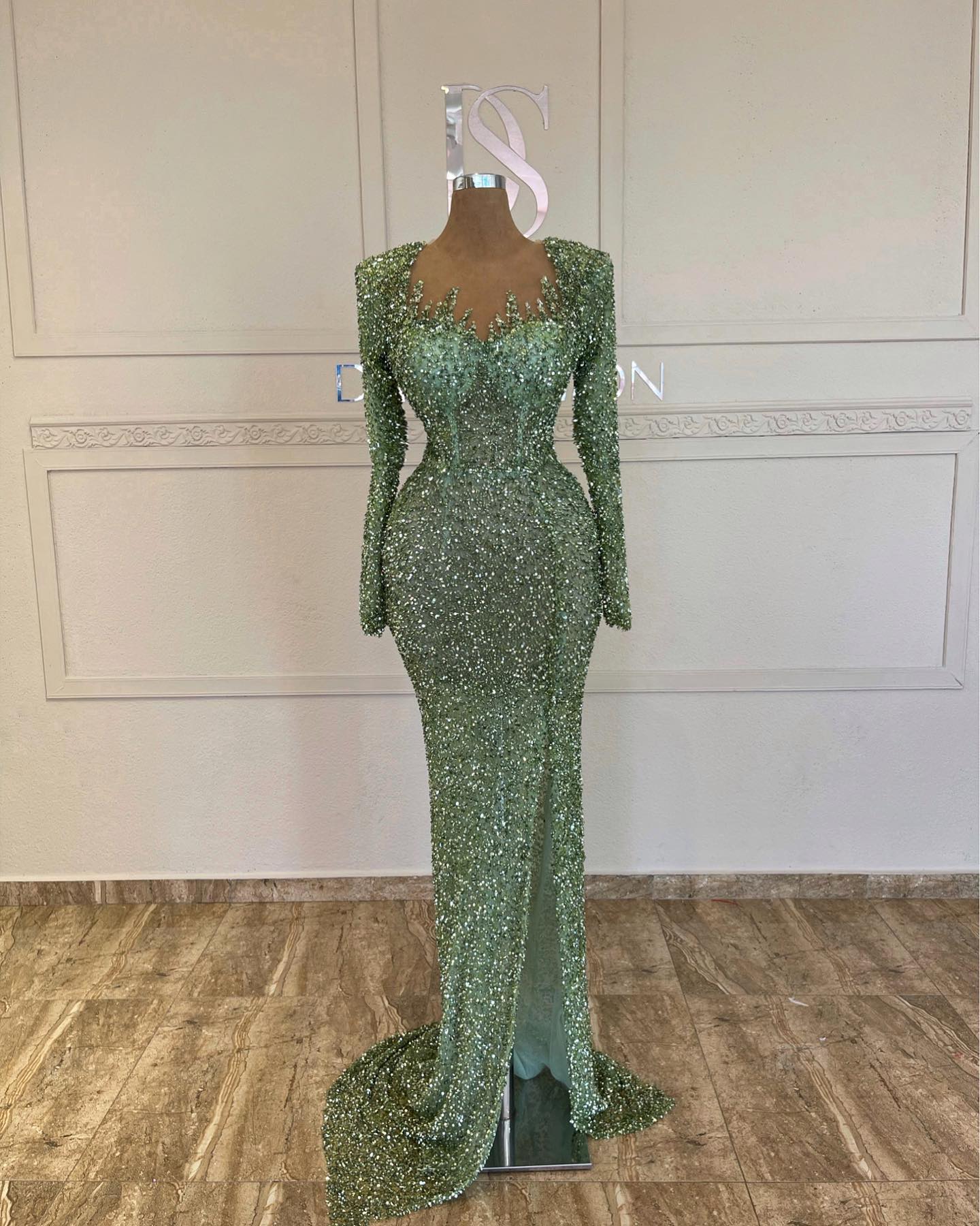 Sexy Green Mermaid Evening Sequins Crystal Long Sleeves Formal Party Prom Dress Pleats Dresses For Special Ocn Es Lz0304