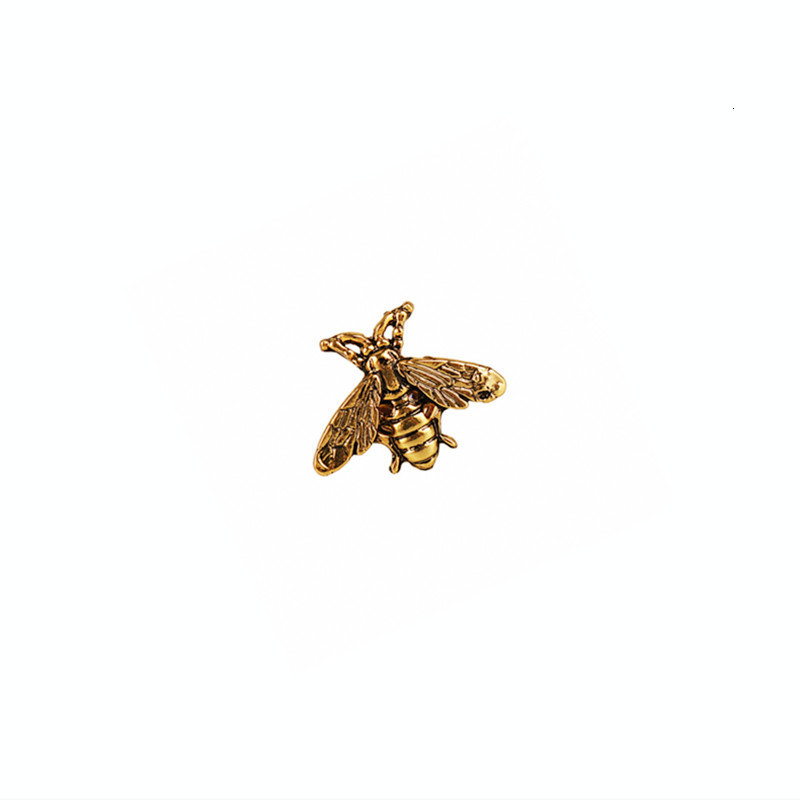 Pins Brooches fashion exquisite cute animal insect bee men and girls lapel brooch badge brooch jewelry wholesale 230915
