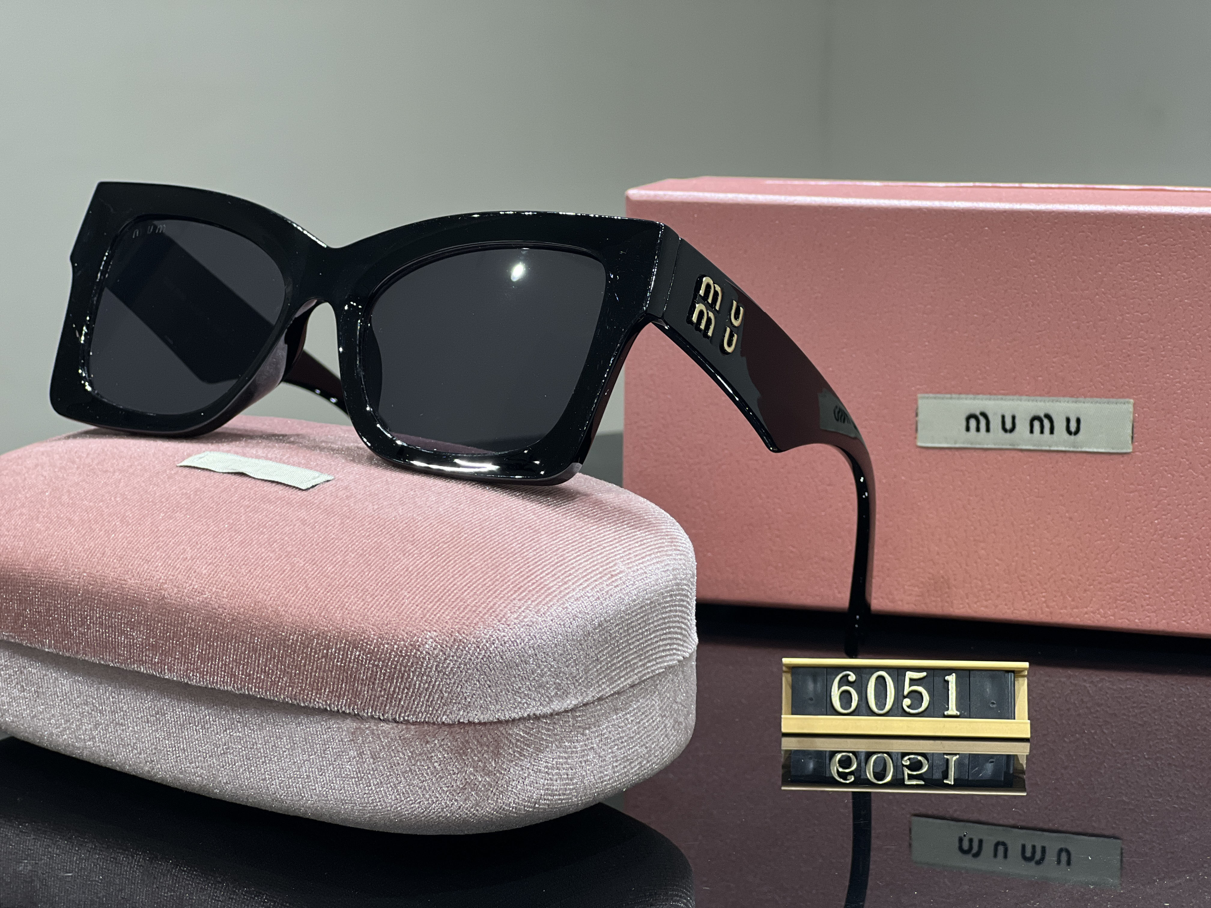 New Miu Sunglasses Women's Designer Cat Eye Square Frame Personalized Fashion Men's Sunglasses 6051