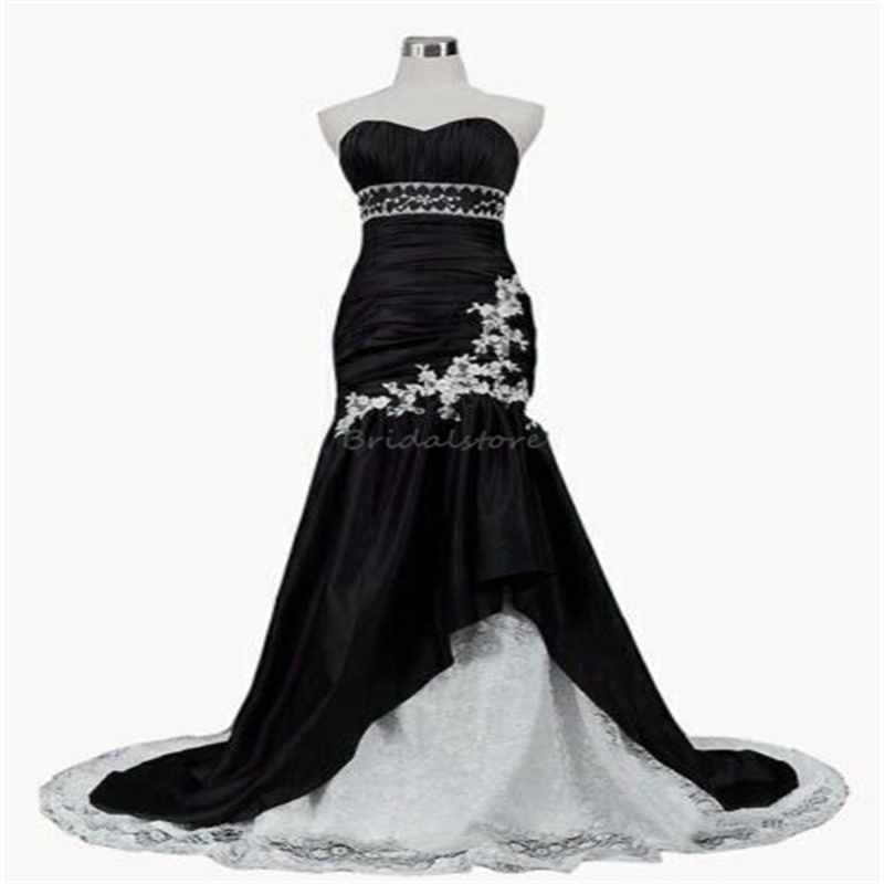 Vintage Black Gothic Wedding Dress 2025 Medieval Mermaid Sweetheart Outdoor Garden Bride Dress Corset Red Punk Renaissance Gowns Robe De Mariee Vestid