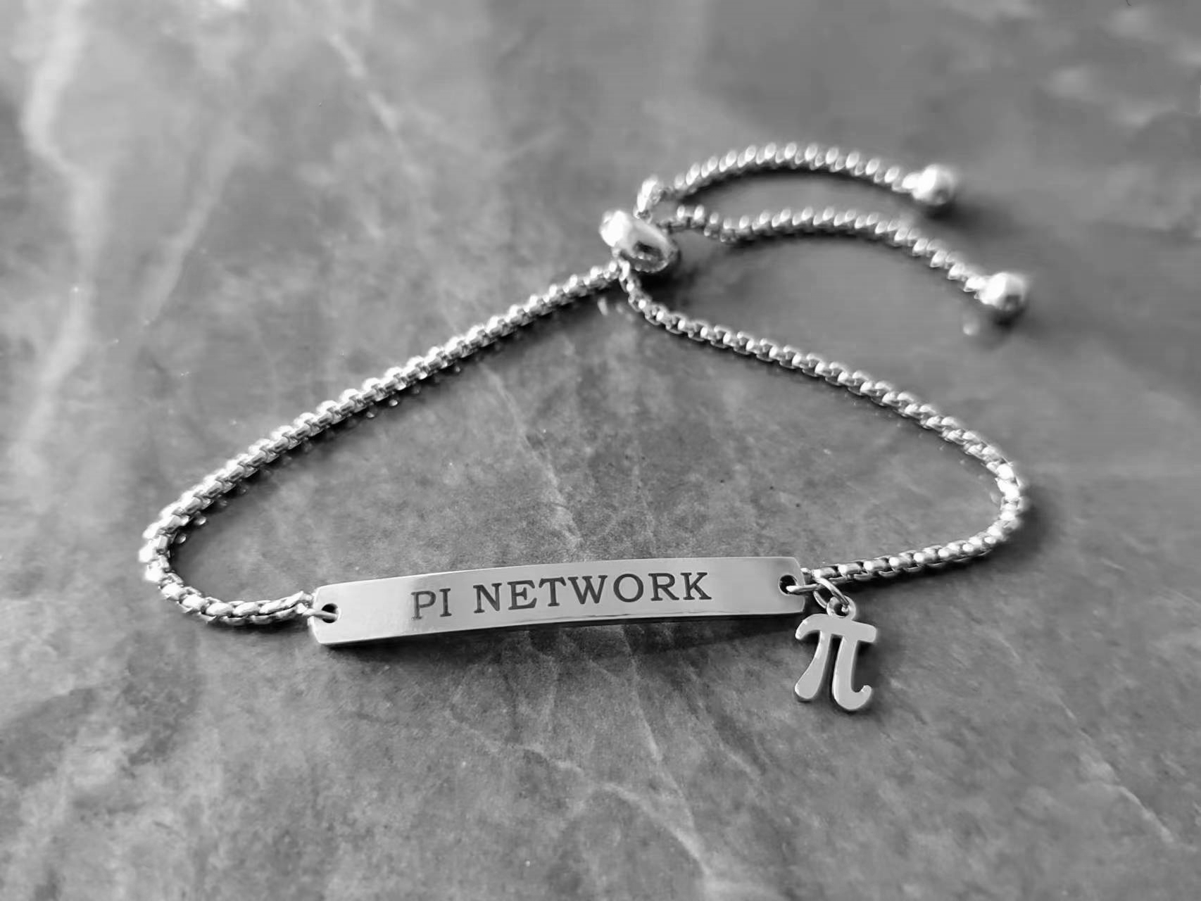 Math PI NETWORK Letter Bracelet Adjustable Bangle Stainless Steel Engraved Bent Tag Pai Infinite Infinity Symbol Charms for Teacher Student Graduation